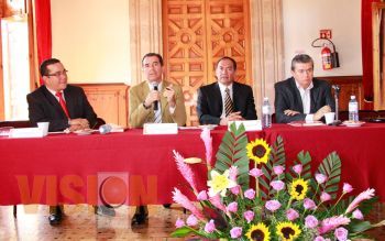 Legisladores presentan libro “Los Derechos Humanos y sus Garantías”