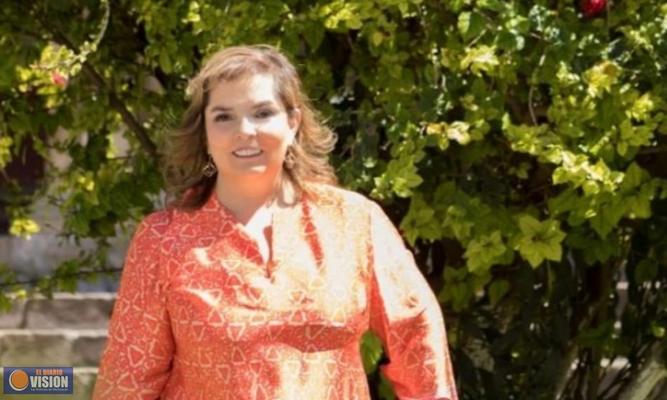 Selene Vázquez, celebra 3 de 3,contra violencia de género 