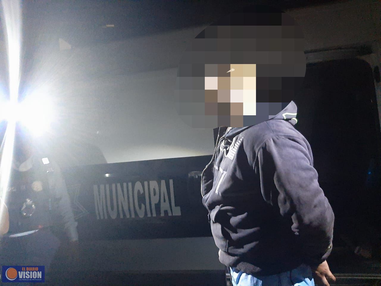 Policía Morelia asegura a un individuo que cometía agresión y violencia de género sobre una mujer 