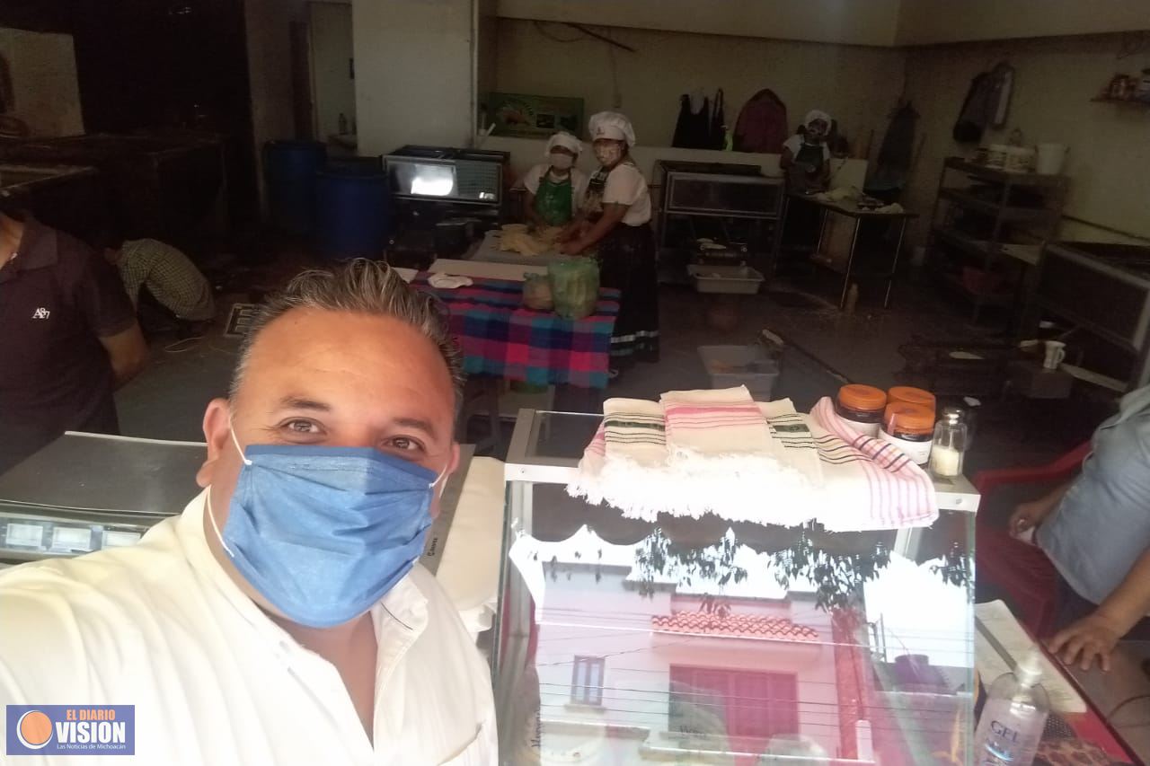 Apoyar a comercio local, pide Carlos Quintana a ciudadanos