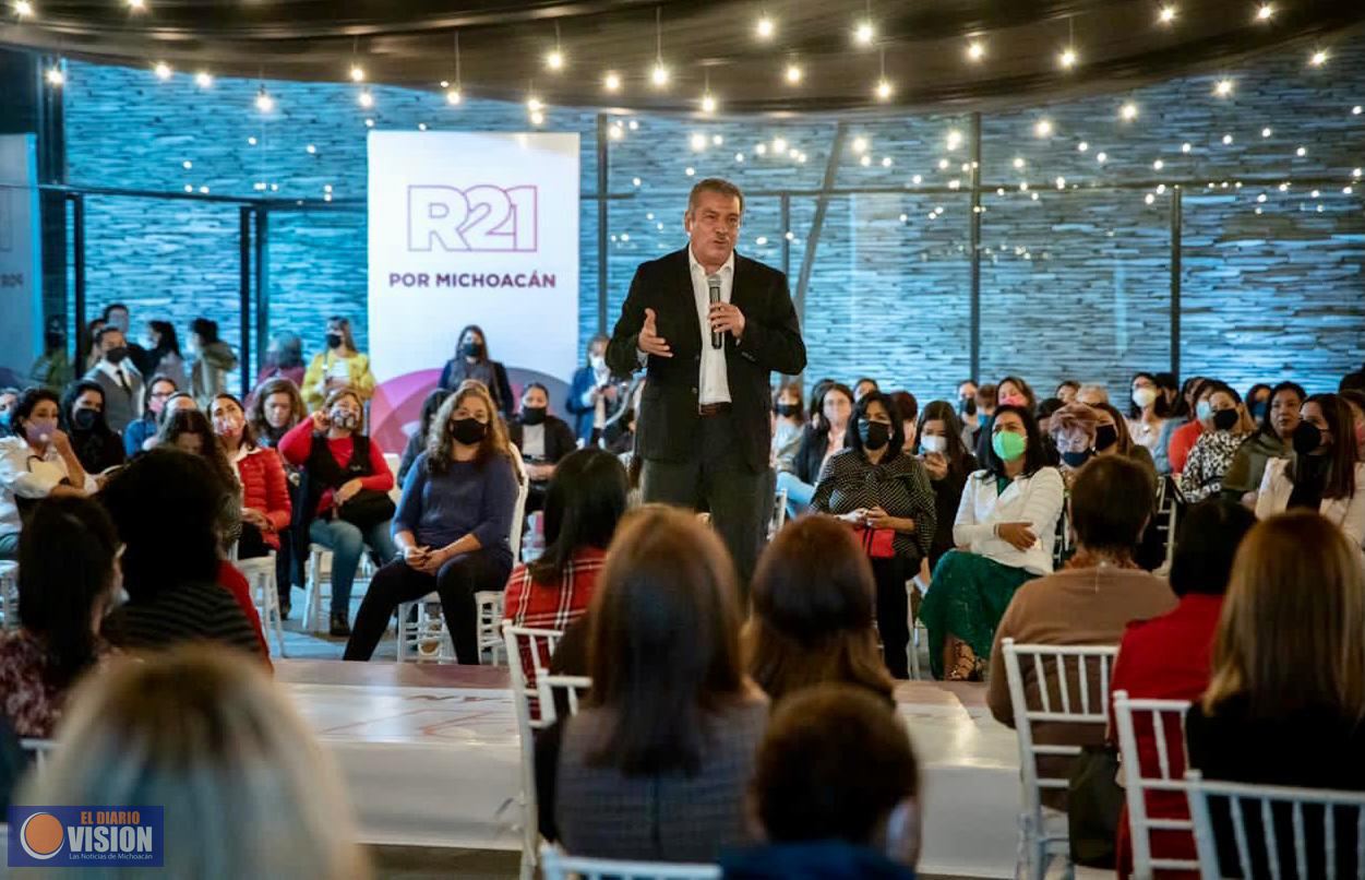 Grupos de mujeres respaldan proyecto de Raúl Morón para Michoacán 