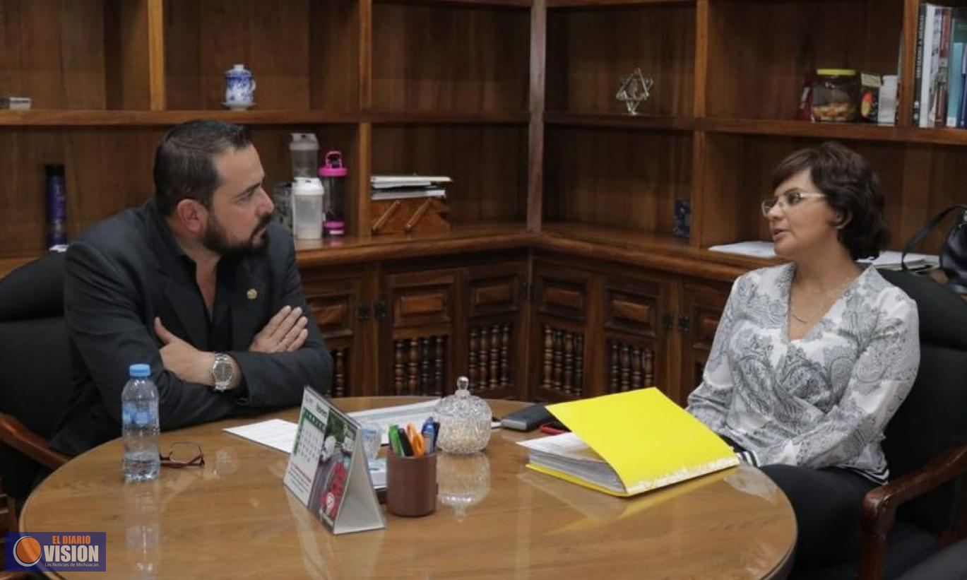 Humberto González acuerda con Diana Carpio acciones para prevenir enfermedades por tolvaneras