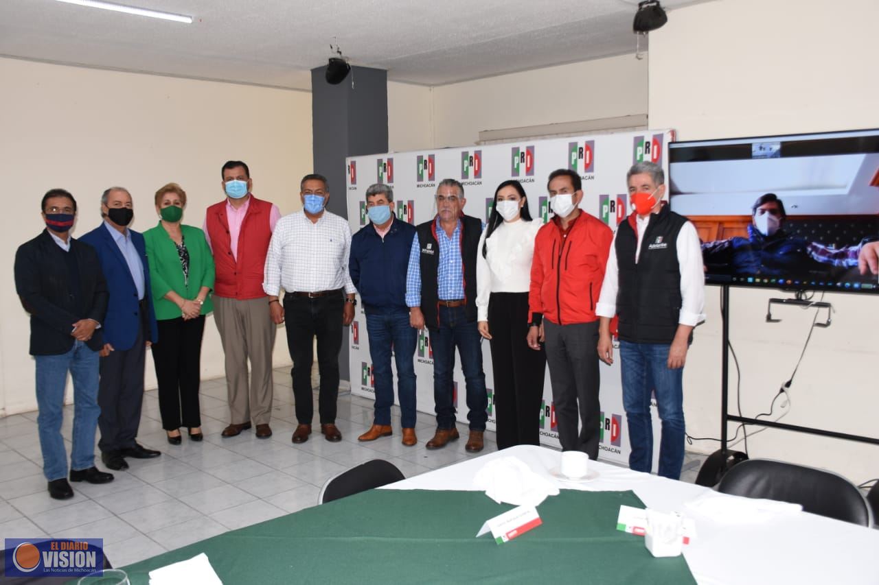 Reafirman aspirantes priistas a la gubernatura institucionalidad a su partido