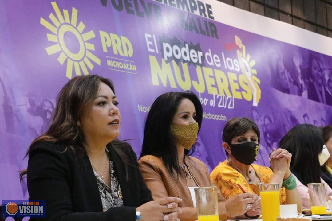 Lucila Martínez convoca a cerrar filas para garantizar la participación de las mujeres en 2021