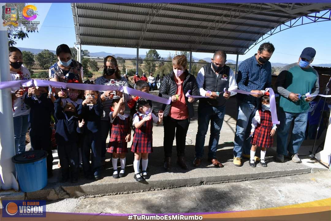 Ariel Trujillo, inauguró la Techumbre del Jardín de Niños Josefa Ortiz de Domínguez