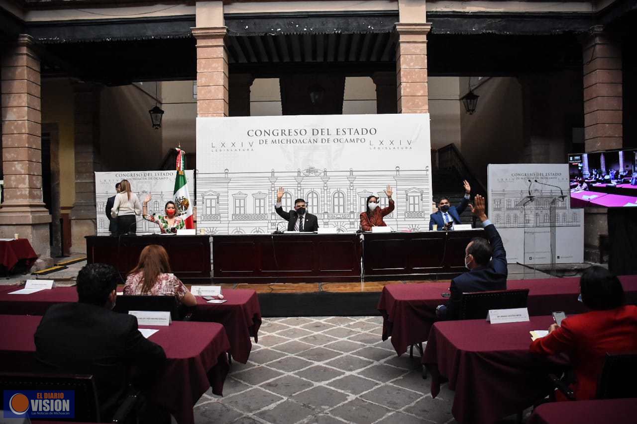 Aprueba Congreso reforma para regular servicio de grúas