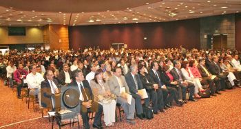 Se reúnen docentes y directivos en su 1er Encuentro Nacional de Profesionalización 