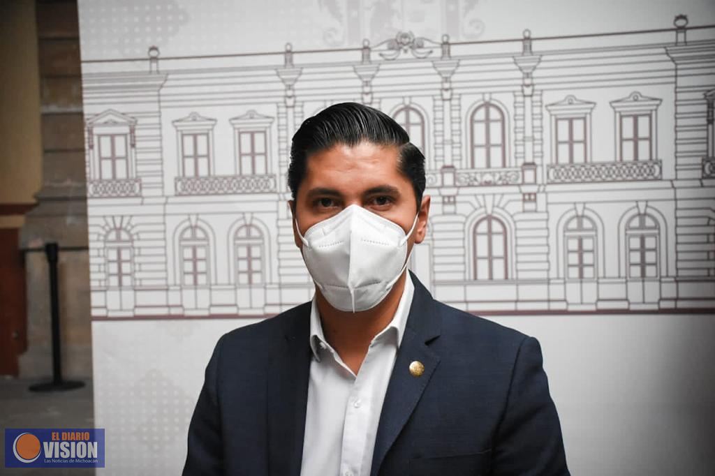 Llama Javier Paredes a legislar a favor de la No Discriminación 