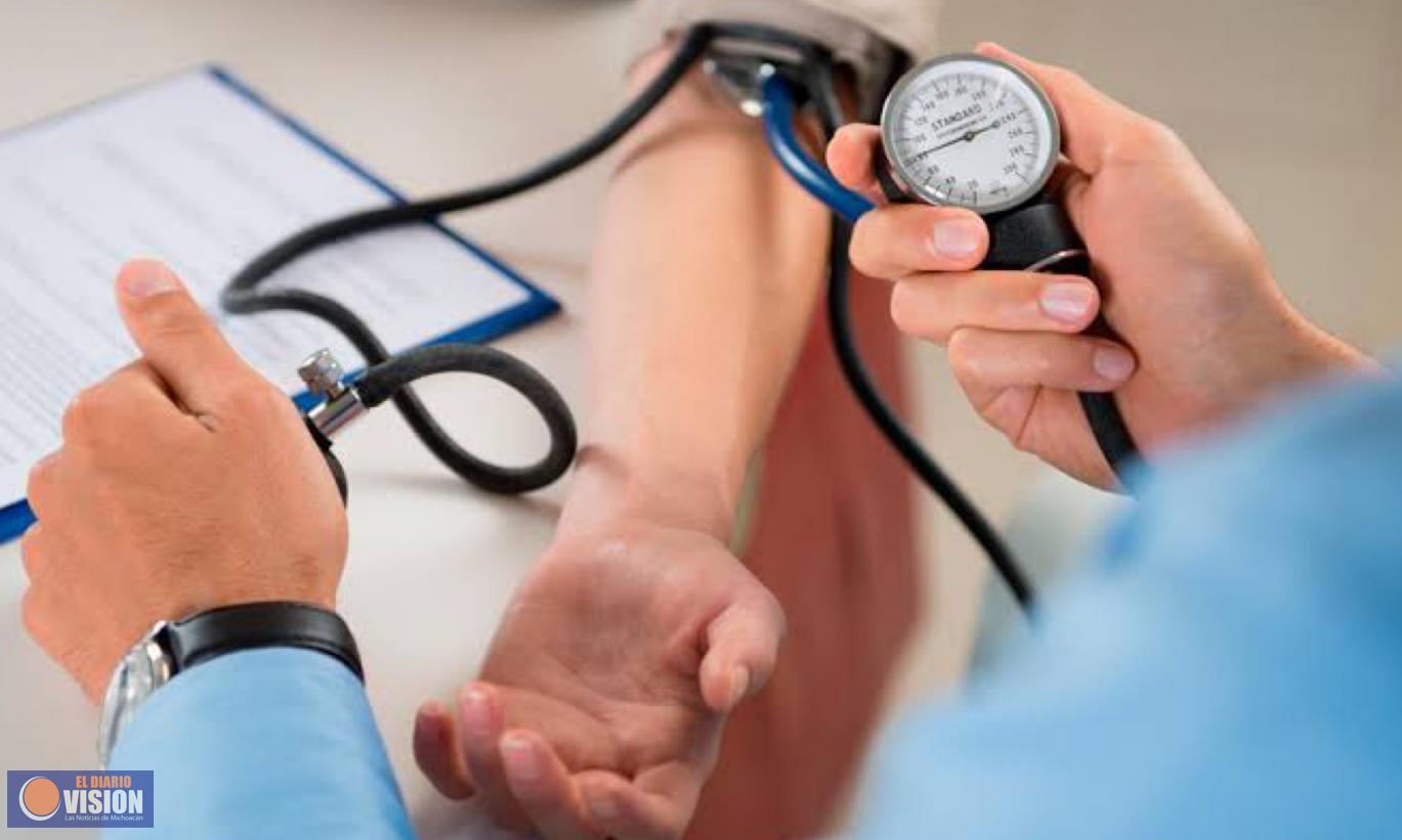 Reportan con hipertensión el 48% de personas fallecidas por COVID-19 