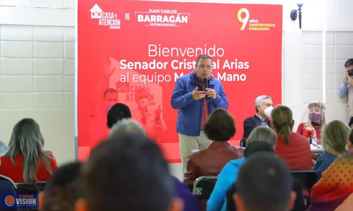 Apoyan integrantes de la agrupación Mano a Mano a Cristóbal Arias para ser gobernador de Michoacán 