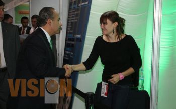 Recibió Calderón Hinojosa Galardón en Expovall