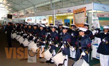 Banda de Guerra de La Huerta, clausuró módulo de SEE en Expo-feria 
