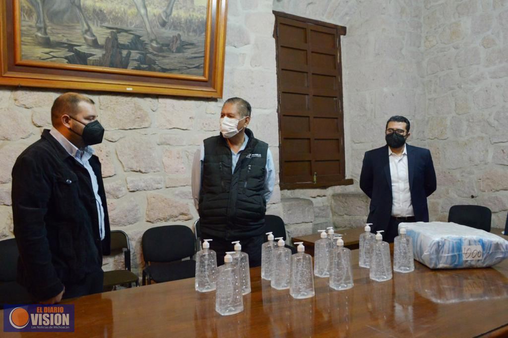 Gobierno de Morelia, recibió donativo de gel antibacterial por parte de la Cervecería Modelo 
