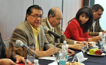 Firman convenio universidades de Guerrero y Michoacán para brindar educación virtual