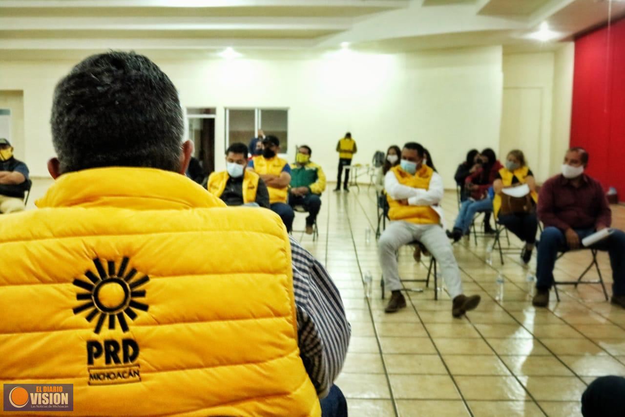 Dirigentes municipales del PRD, deben escuchar a tod@s quienes aspiren a un cargo de elección: VM