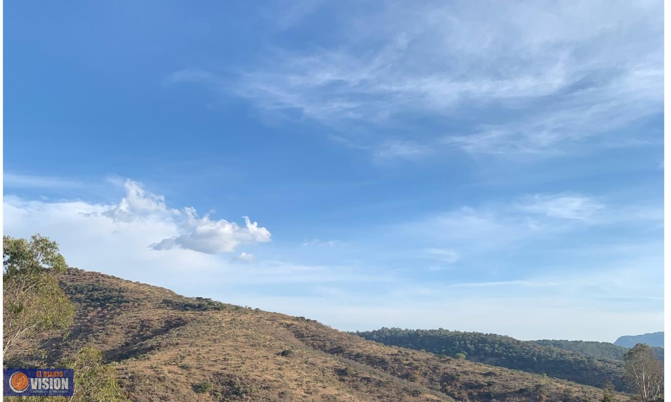 Prevalece en Michoacán calor en el día y frío por la noche 
