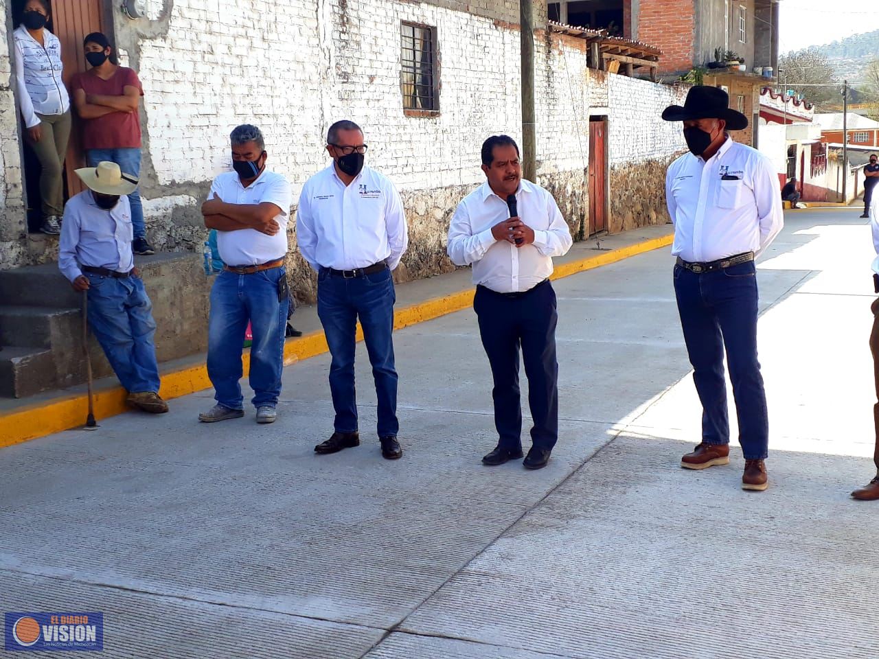 Alejandro García Serna entrega obras de calidad, inaugura pavimentación de la calle Melchor Ocampo