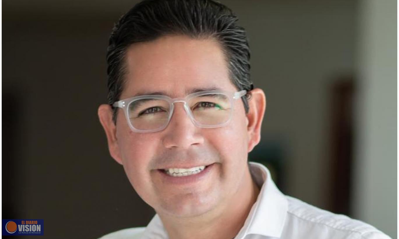 Iván Pérez Negrón formaliza aspiración a la presidencia municipal, por Morena 