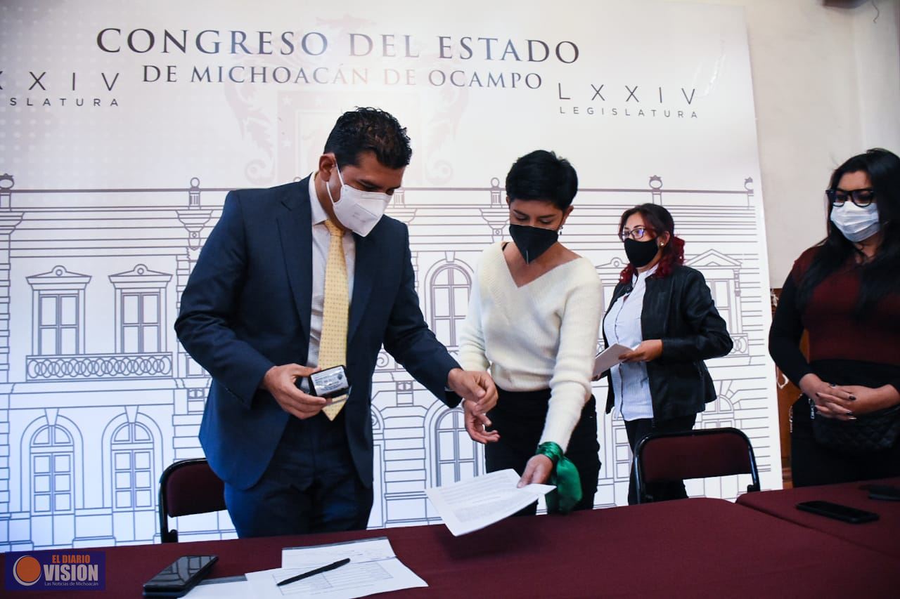 Recibe presidente del Congreso del Estado iniciativa ciudadana de colectivos de mujeres