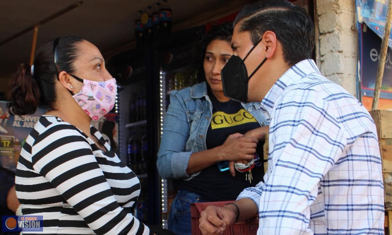 Pide Javier Paredes, reconocimiento a la mujer con más acciones y menos discurso propagandístico 