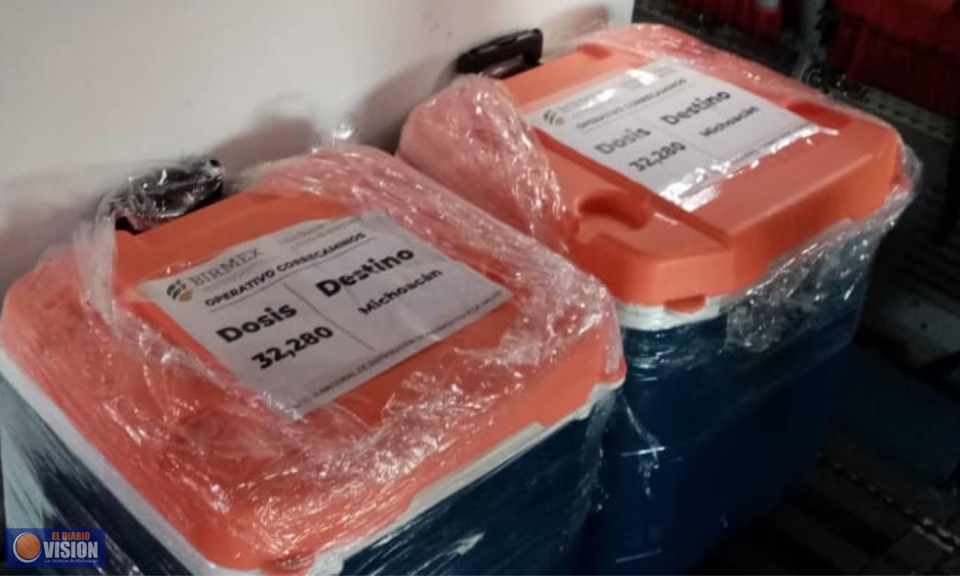Valida Federación aplicación de vacuna Sinovac enviada a Michoacán 