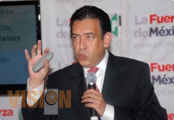 ¿Senadores Moreira y Ruiz Ortiz?