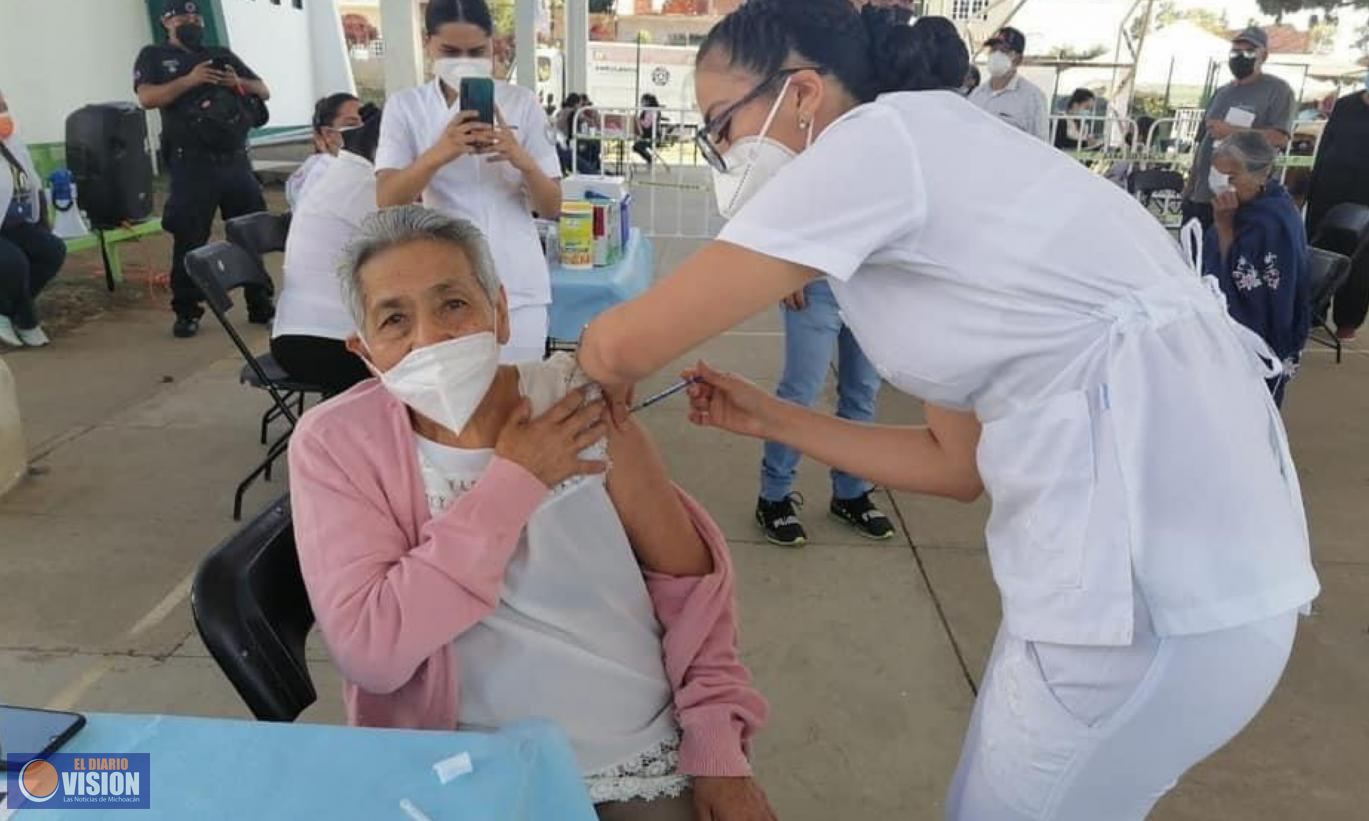 Se aplicaron 109,193 vacunas contra COVID-19 en un mes