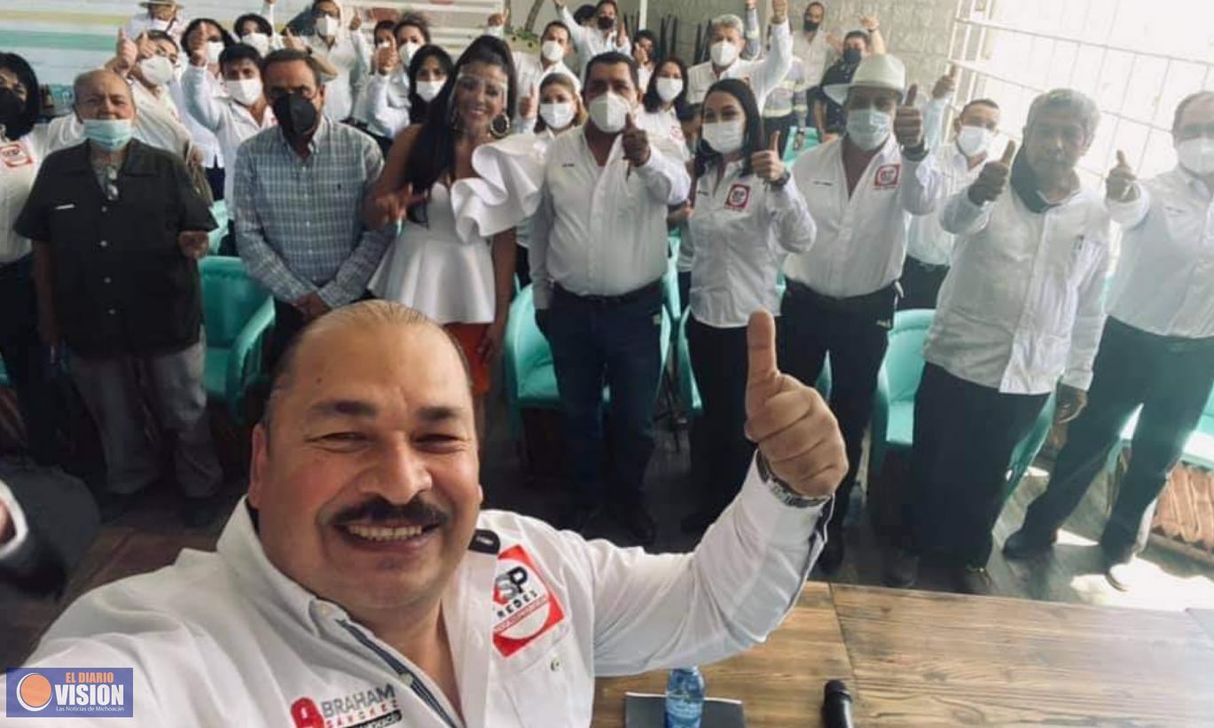 Abraham Sánchez, sostiene encuentro con michoacanos 