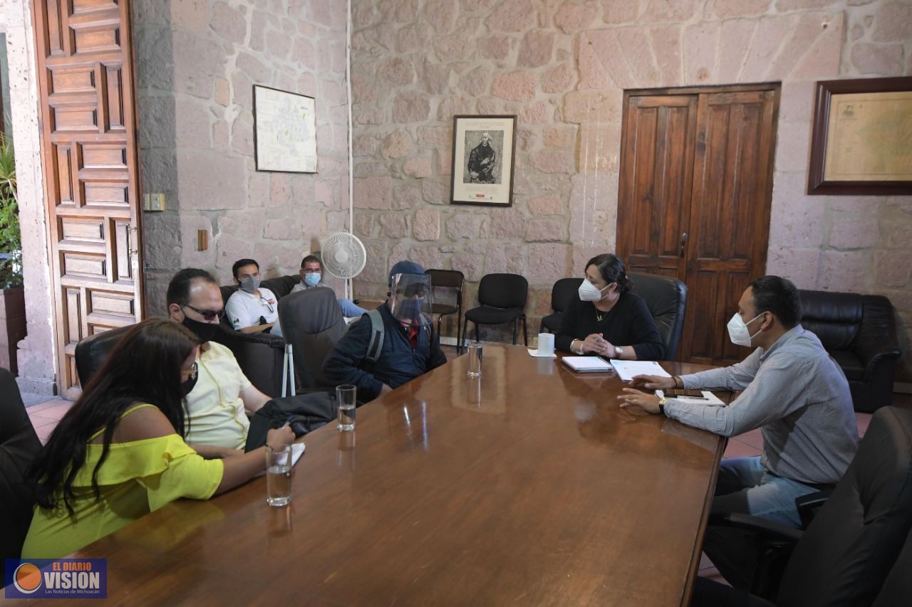 Atiende Gobierno de Morelia a miembros de la Asociación de Invidentes del Estado 