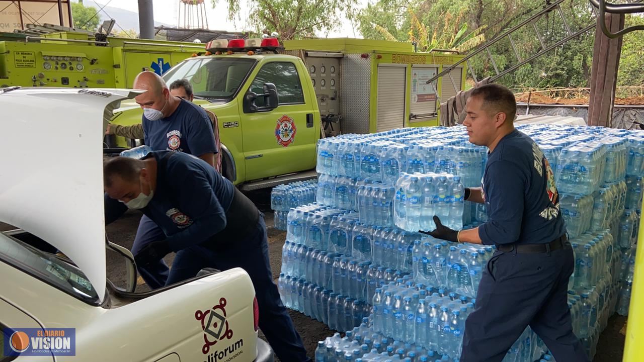 Protección Civil Morelia apoya con hidratación a adultos mayores 