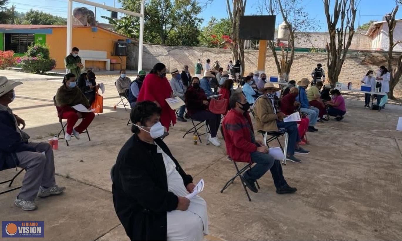 Concluye primera etapa de vacunación anti COVID-19 en 25 municipios de Michoacán