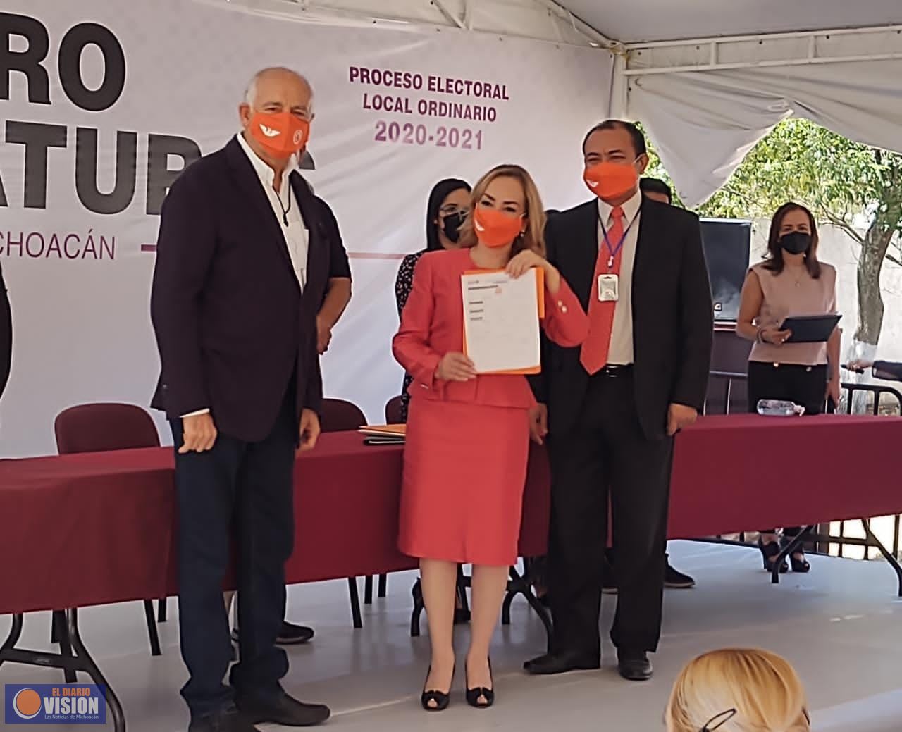 Se registra Mercedes Calderón como candidata a la gubernatura por Movimiento Ciudadano 