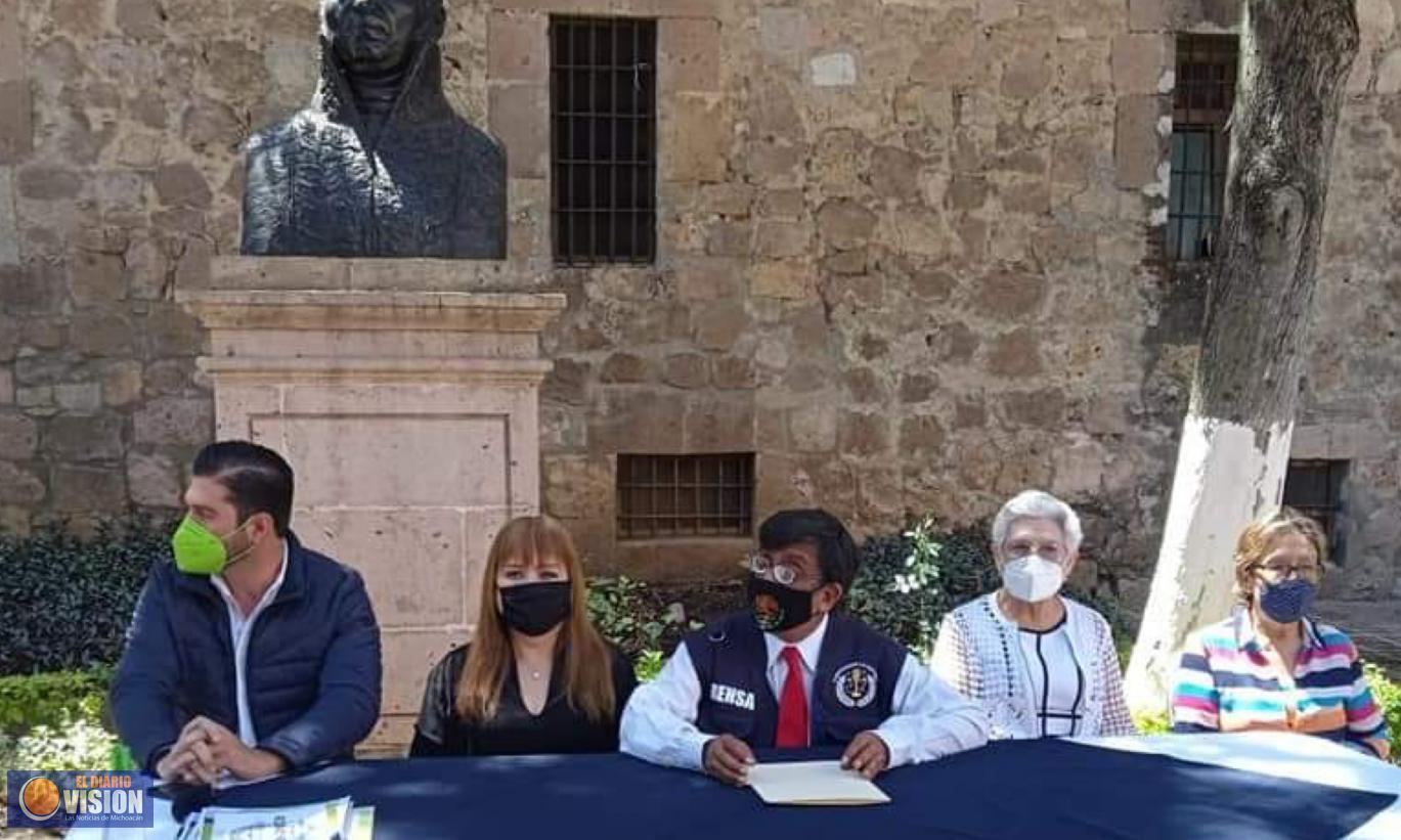 Recibe Lupita Alcaraz reconocimiento por su capacidad de gestión social 