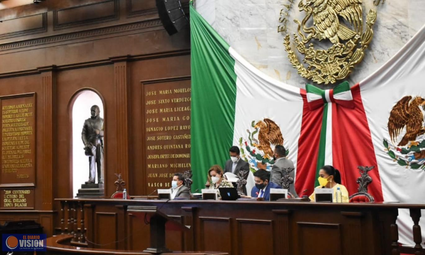 Aprueban reestructuración de diversas Comisiones de Dictamen en el Congreso 