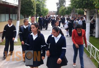 A partir de enero, ingreso a clases se recorre una hora