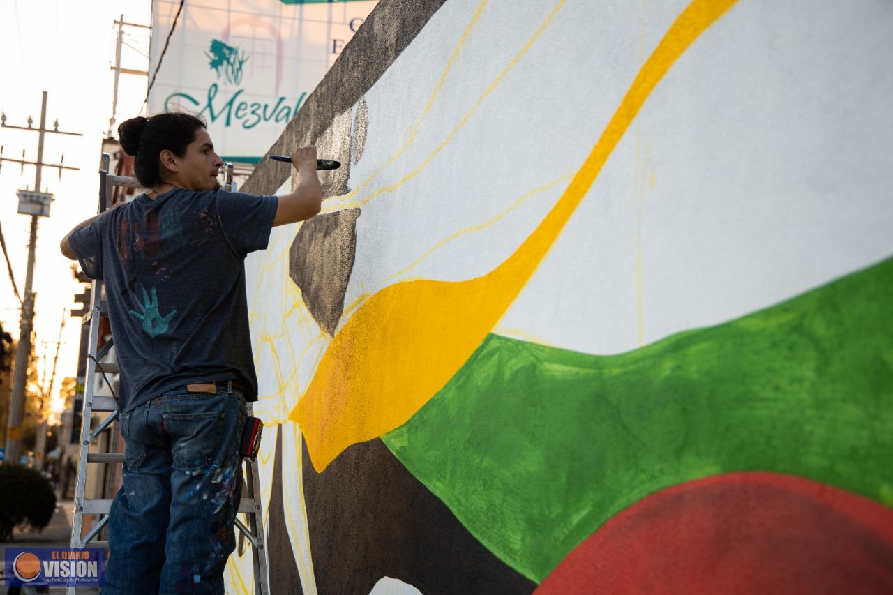 Artistas urbanos y Gobierno de Morelia realizan murales en Avenida Madero Poniente