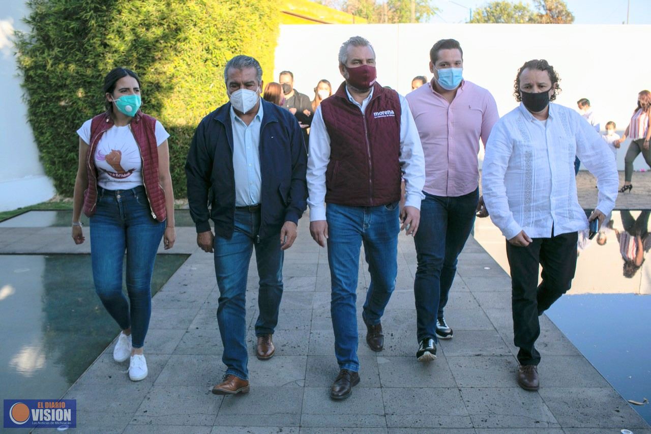 Llama Alfredo Ramírez a cerrar filas con Morón; 