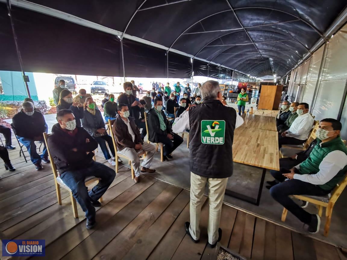 Magaña de la Mora, aliado de productores y emprendedores de Michoacán