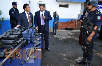 Entregan armamento a la policía municipal