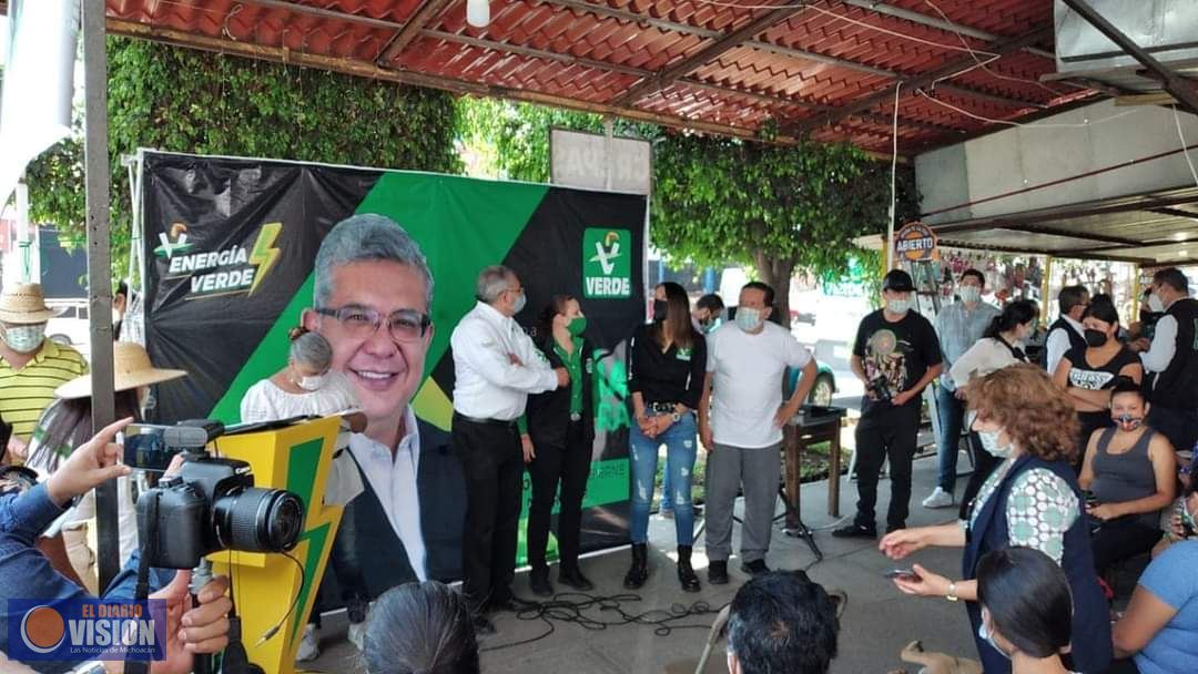 Juan Antonio Magaña de la Mora, realiza gira por Uruapan