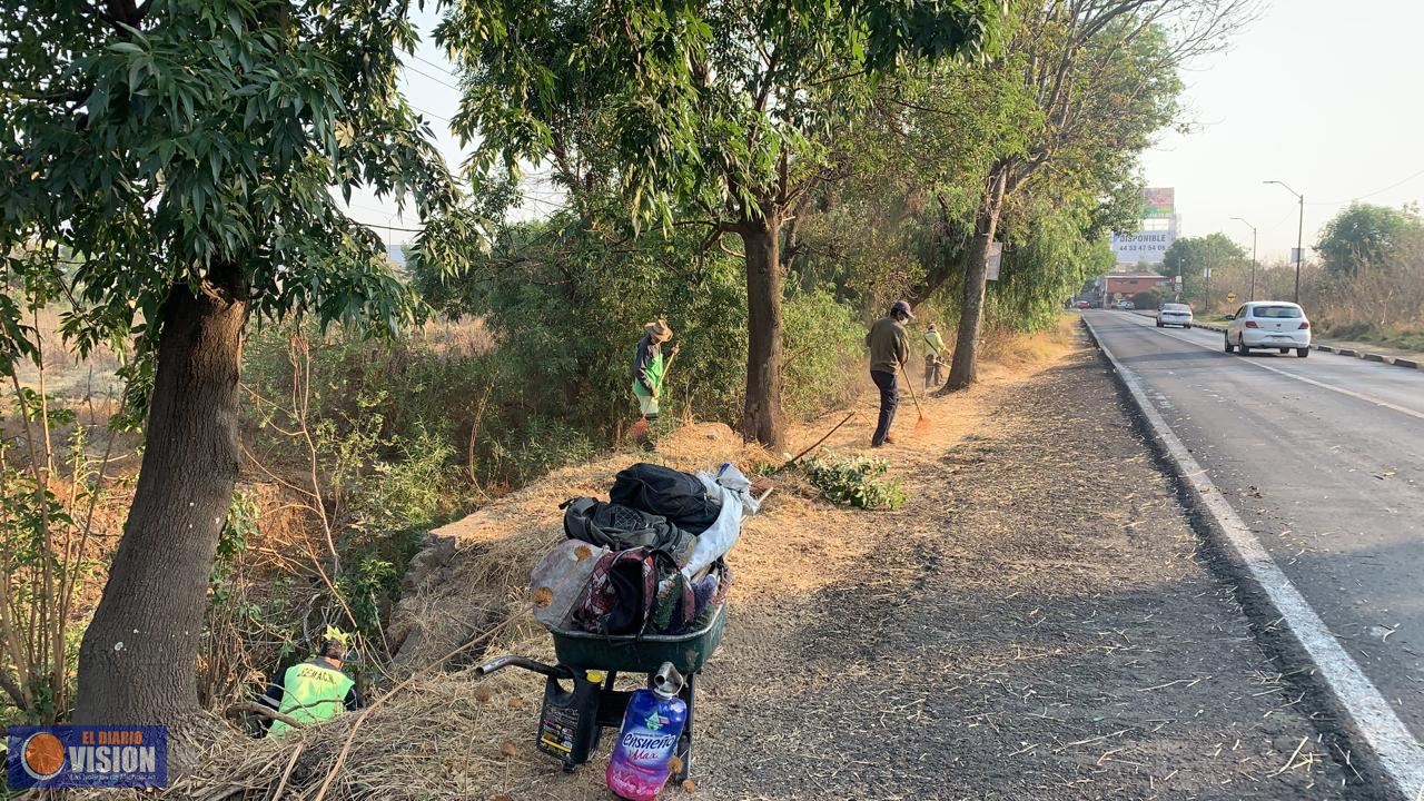 Se retiran 60 toneladas de basura del dren Arroyo Blanco