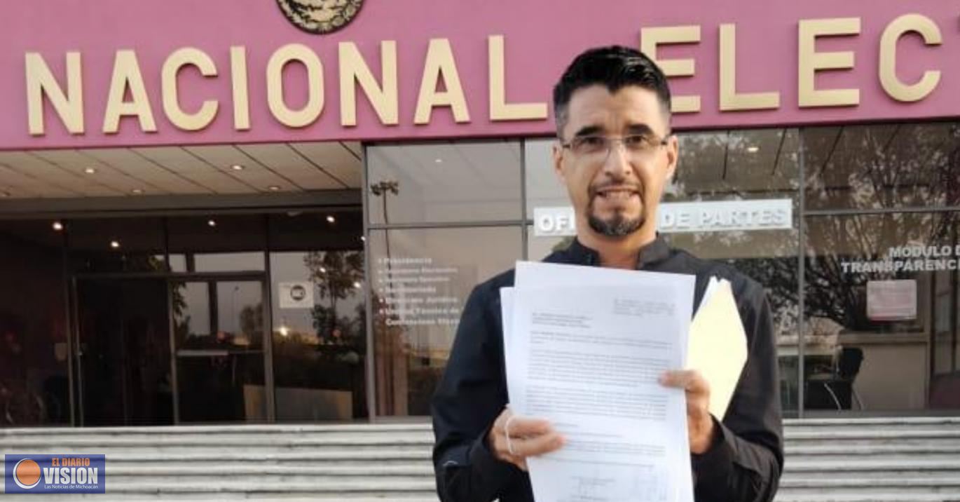 Presenta Raúl Morón JDC ante Tribunal Electoral; busca resolución definitiva por su candidatura