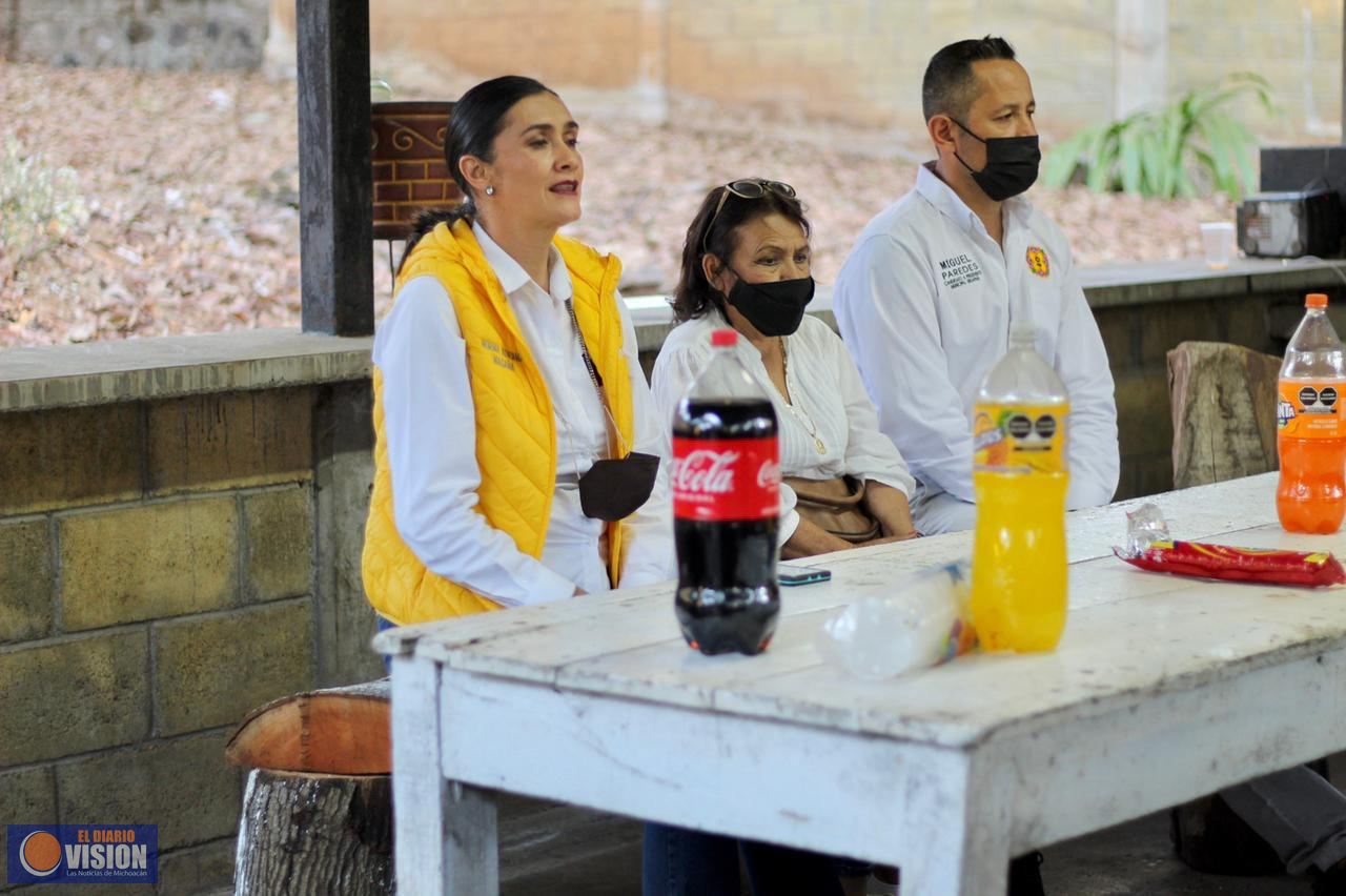 Mi compromiso es construir desde las diferencias: Adriana Magaña