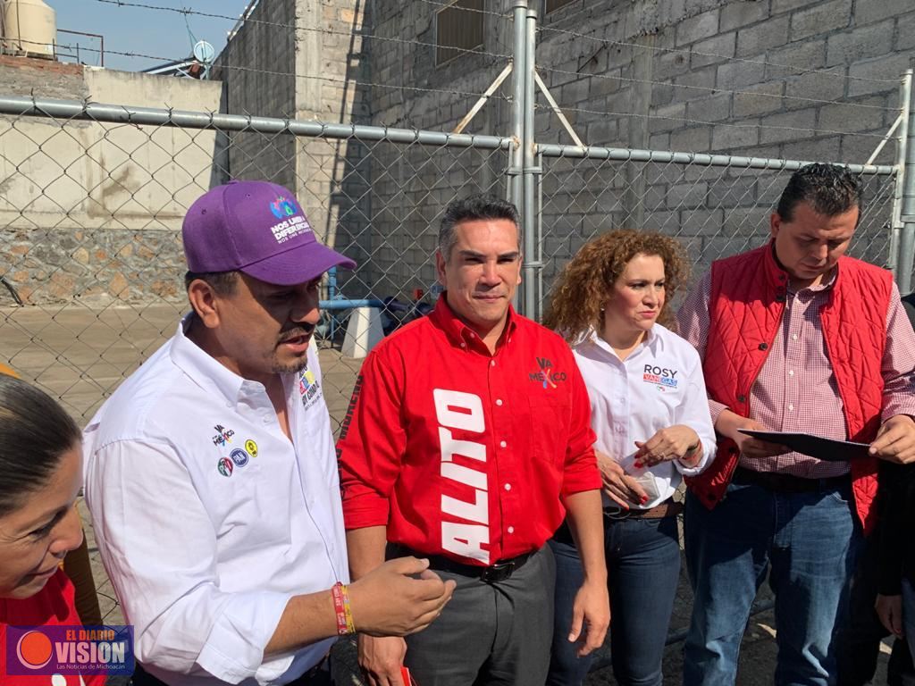 Compromete “Alito” y Roberto Carlos López resolver problema del agua en Villas del Pedregal