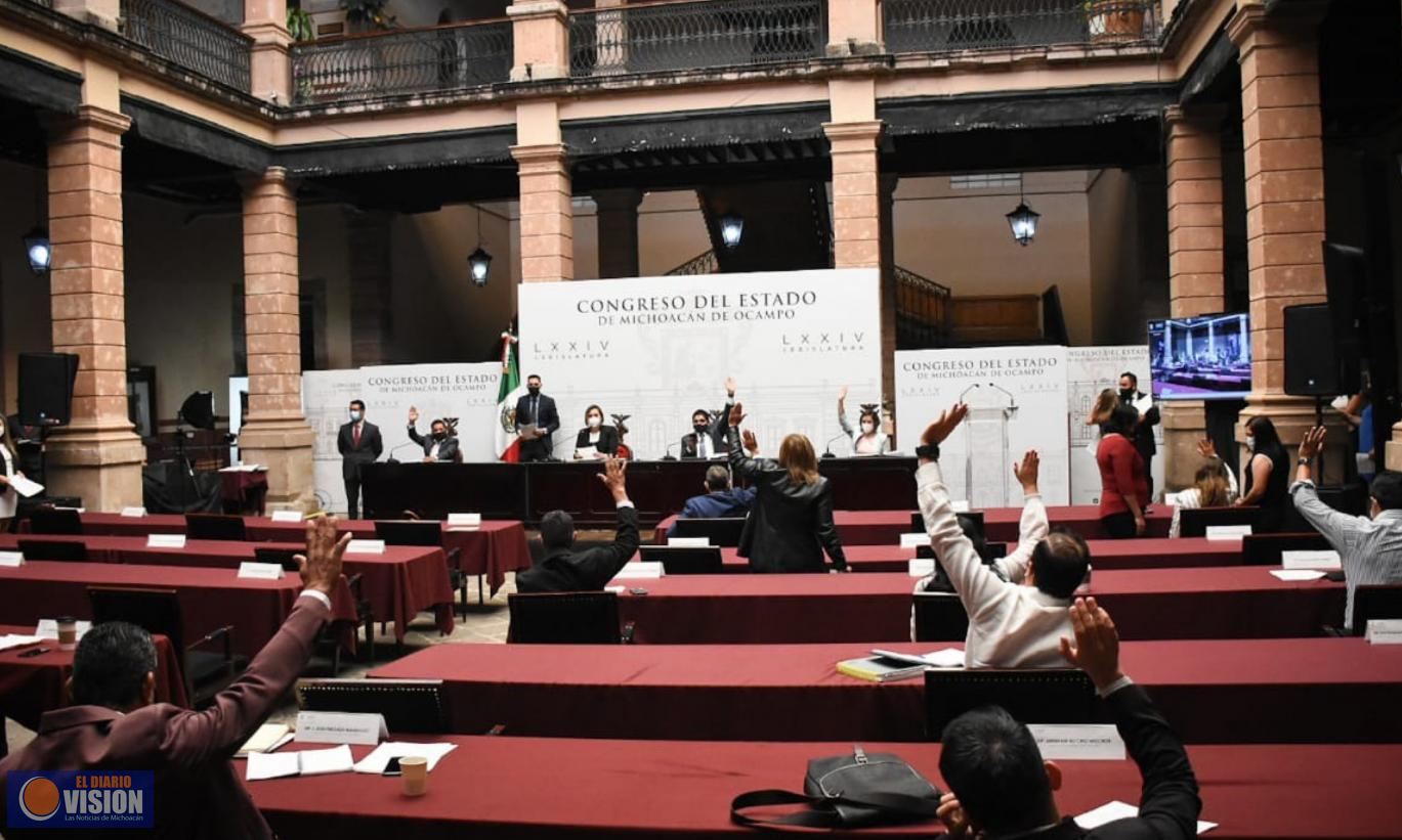 Designa Congreso a cuatro presidentes municipales provisionales