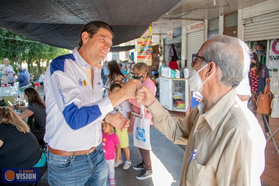 Alfonso Martínez, se compromete a recuperar espacios públicos y reactivar la economía local