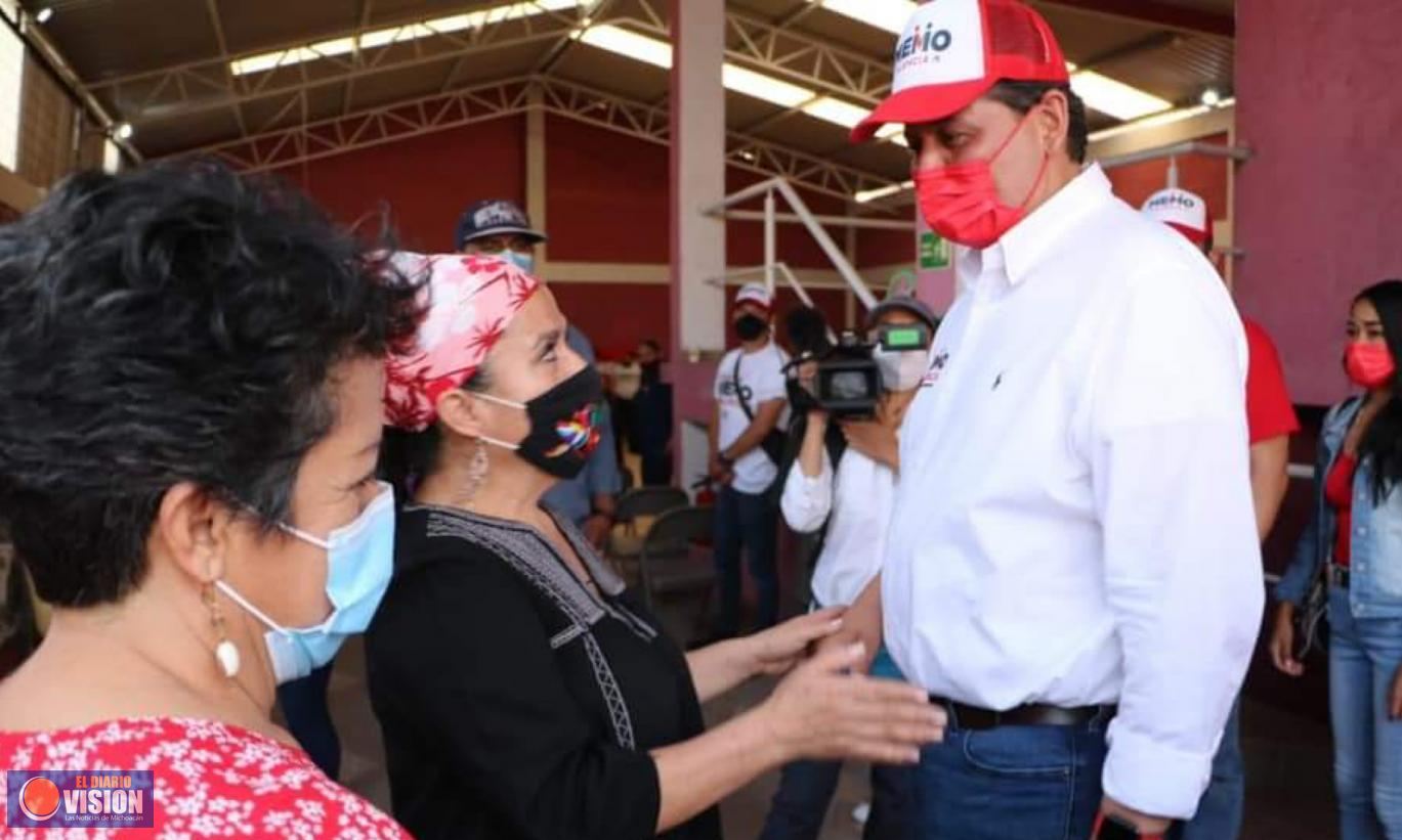 Memo Valencia se reúne con encargados seccionales y del orden de 20 colonias de Morelia