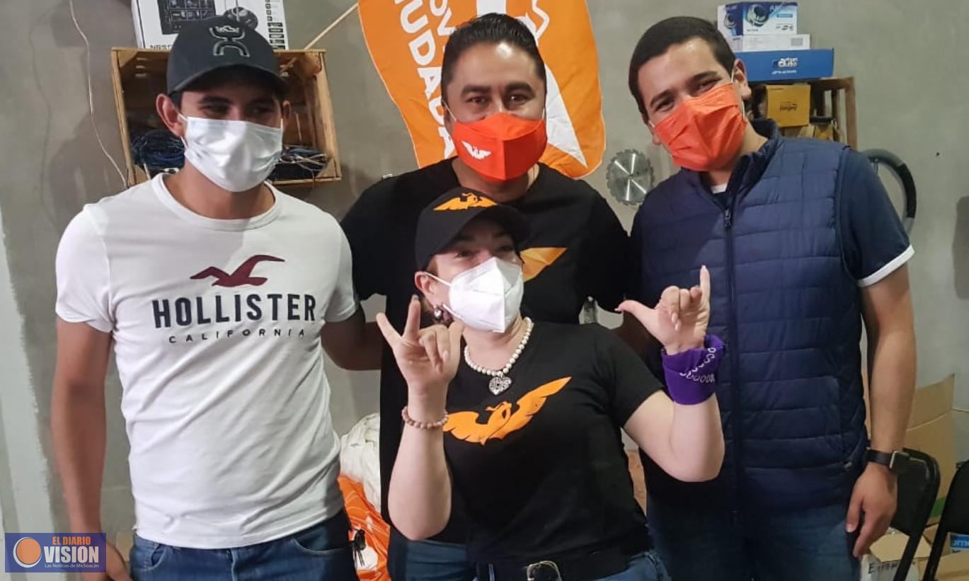 Certificaciones educativas para l@s jóvenes, llave para el desarrollo de Michoacán: Meche Calderón 