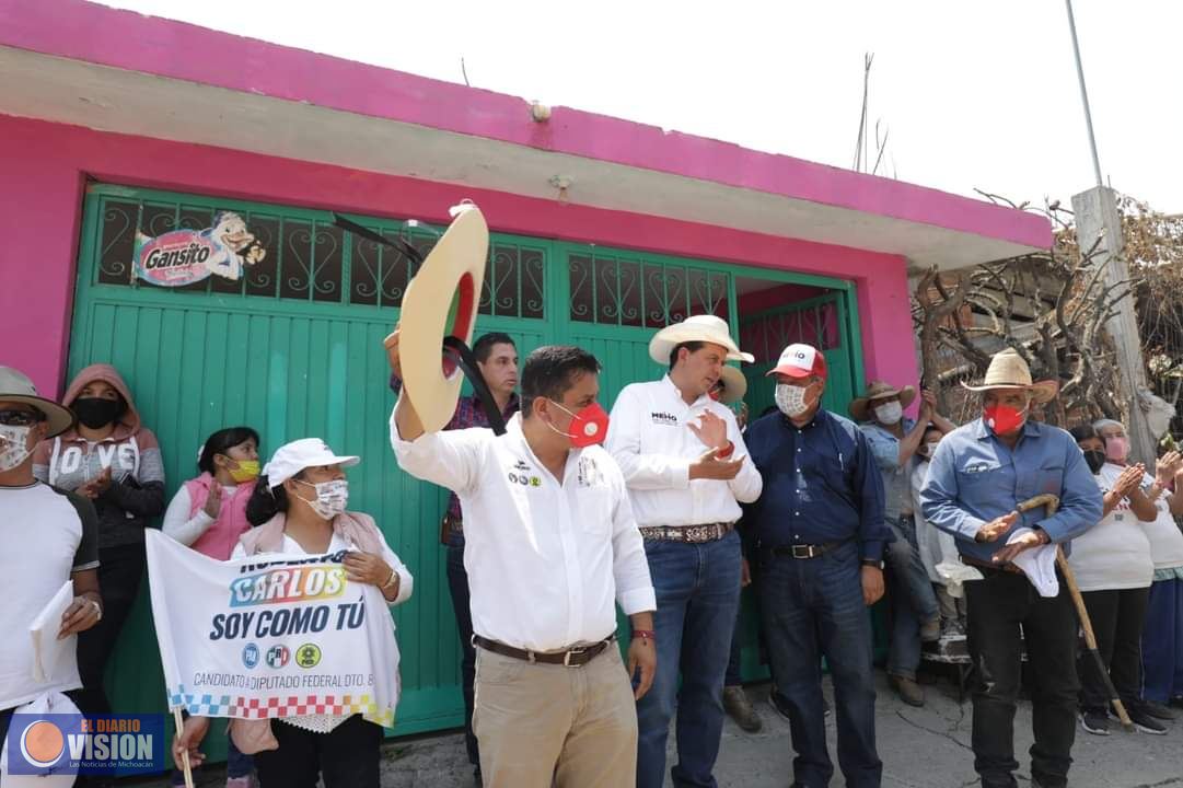 Vamos a recuperar programas de apoyo para el área rural de Morelia: Roberto Carlos López