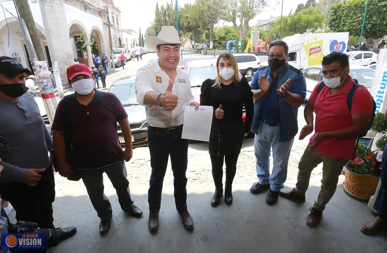 Otros 250 comités de Morena se suman con Carlos Herrera 